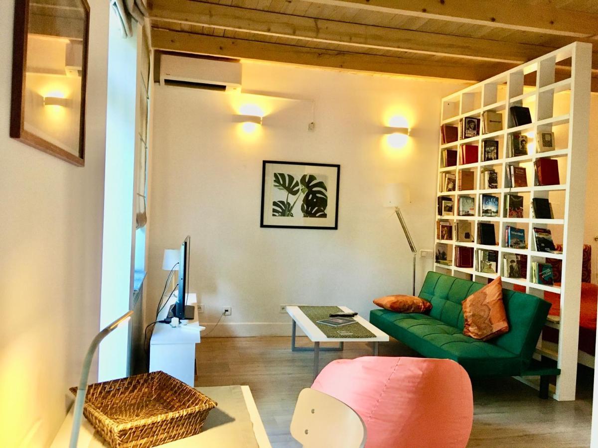 The White Loft Lägenhet Tbilisi Exteriör bild